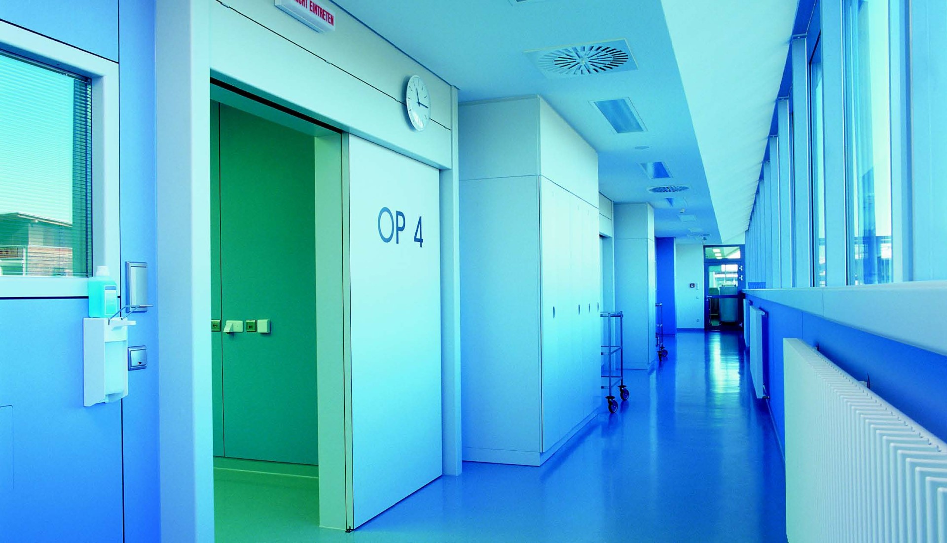 CleanCoat als de oplossing voor wanden en infectiegevoelige ruimtes CleanCoat als de oplossing voor wanden en infectiegevoelige ruimtes