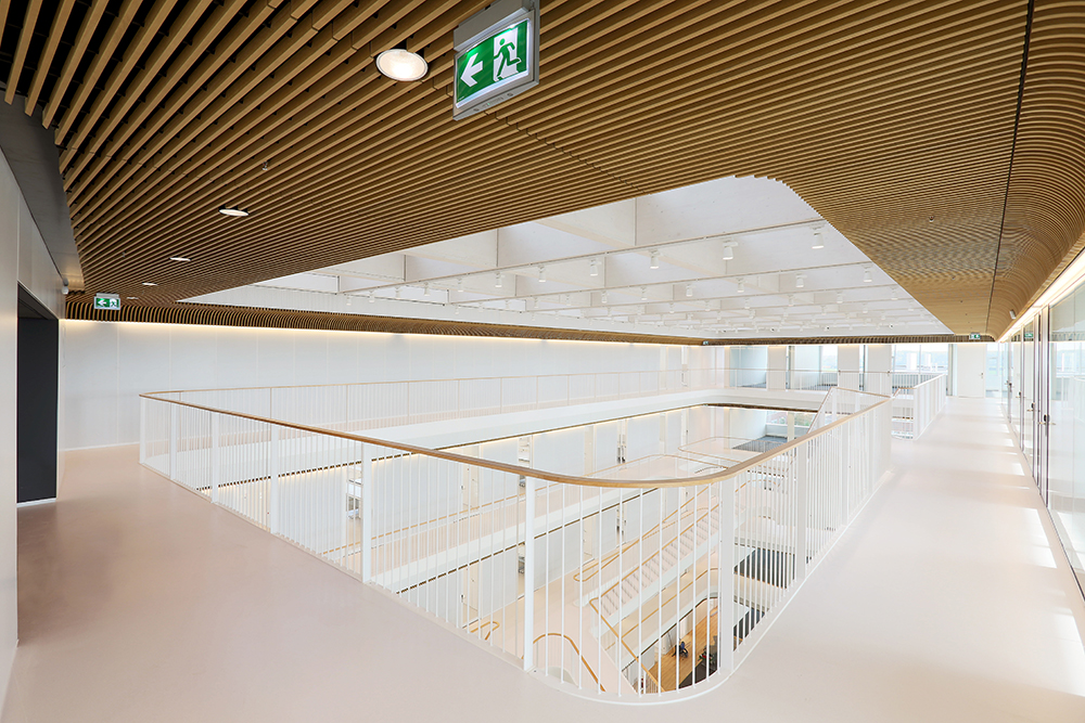 Derako grill plafond Utrecht LSI Universiteit Intermontage Derako grill plafond Utrecht LSI Universiteit Intermontage