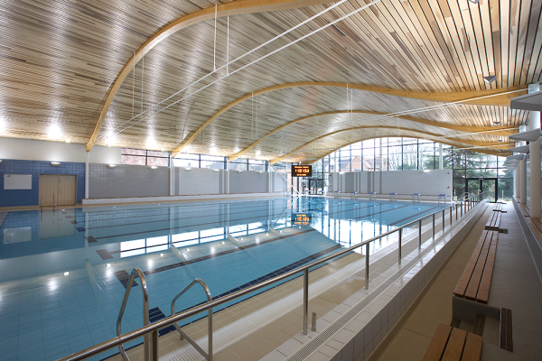 Derako lineair plafondsyteem, Abingdon School Sports Centre, Groot-Brittannië