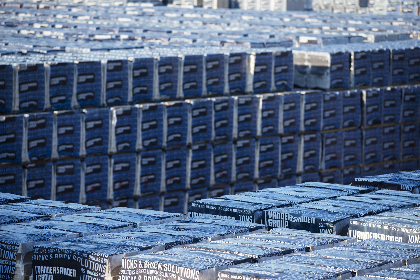 Belgische baksteenfabrikant Vandersanden Group neemt 3 fabrieken over in Nederland en 1 in Duitsland