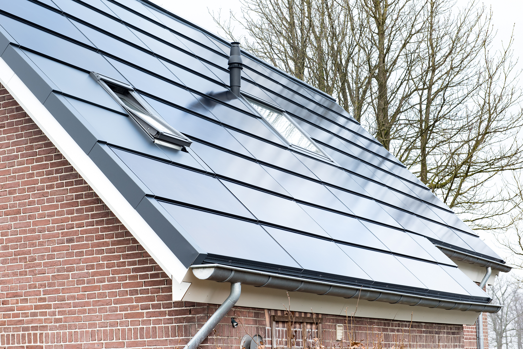 SOLARWATT en Stafier Solar Systems ontwikkelen Plusdak: de duurzame dakoplossing SOLARWATT en Stafier Solar Systems ontwikkelen Plusdak: de duurzame dakoplossing