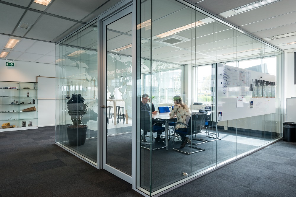Nieuwe Slimline Alukaderdeur dubbelglas van Verwol Nieuwe Slimline Alukaderdeur dubbelglas van Verwol