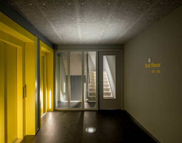 The Y, Den Haag, liften: Heraklith® duurzame en kwalitatief hoogwaardige houtwolpanelen - foto JDVF