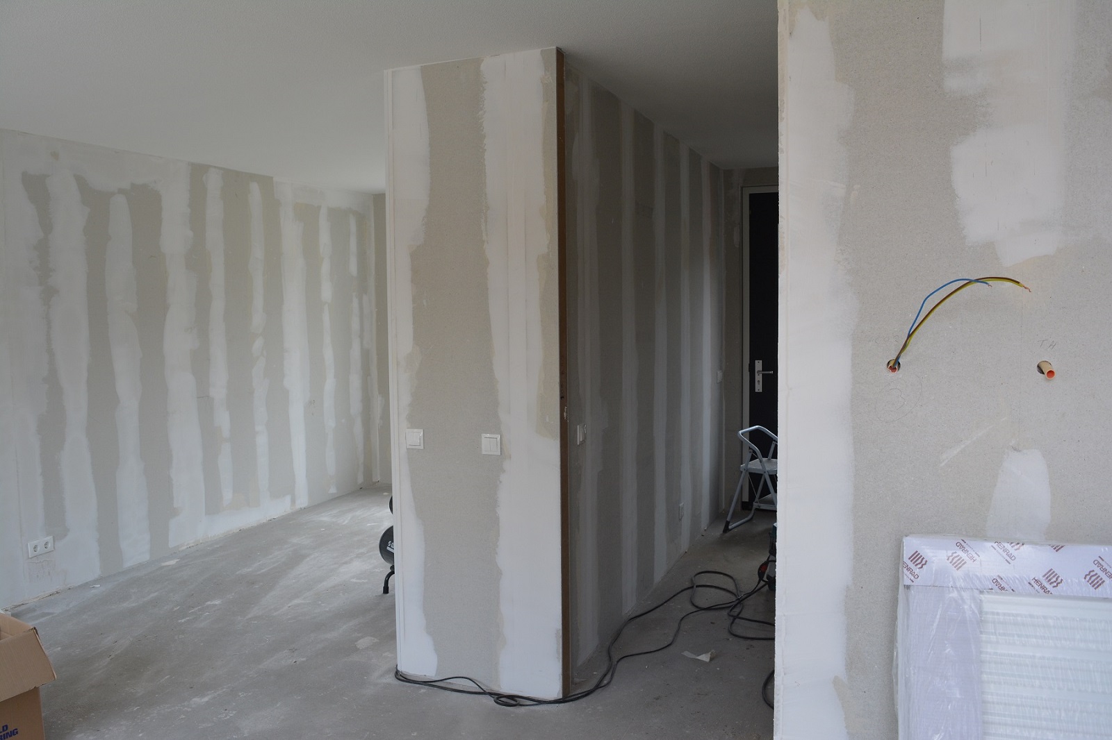 Renovatieproject in 4 weken sleutelklaar met prefab metal-stud-wanden