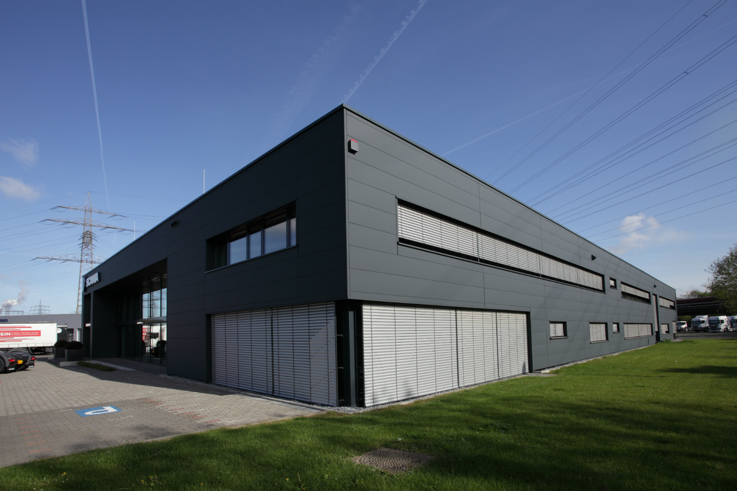 Kalzip FC-gevelsysteem, Scania Duisburg Kalzip FC-gevelsysteem, Scania Duisburg