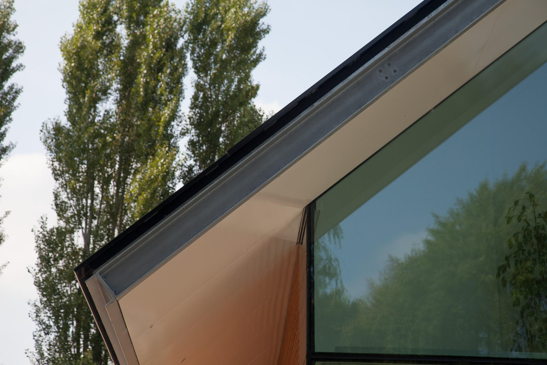 Aerspire, een innovatief concept van dakbedekking en energie-opwekking in één Aerspire, een innovatief concept van dakbedekking en energie-opwekking in één