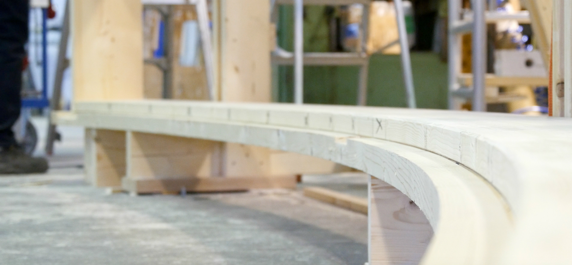 RondDak-sporenkap-elementen voor getoogde daken, prefabricage in de fabriek RondDak-sporenkap-elementen voor getoogde daken, prefabricage in de fabriek