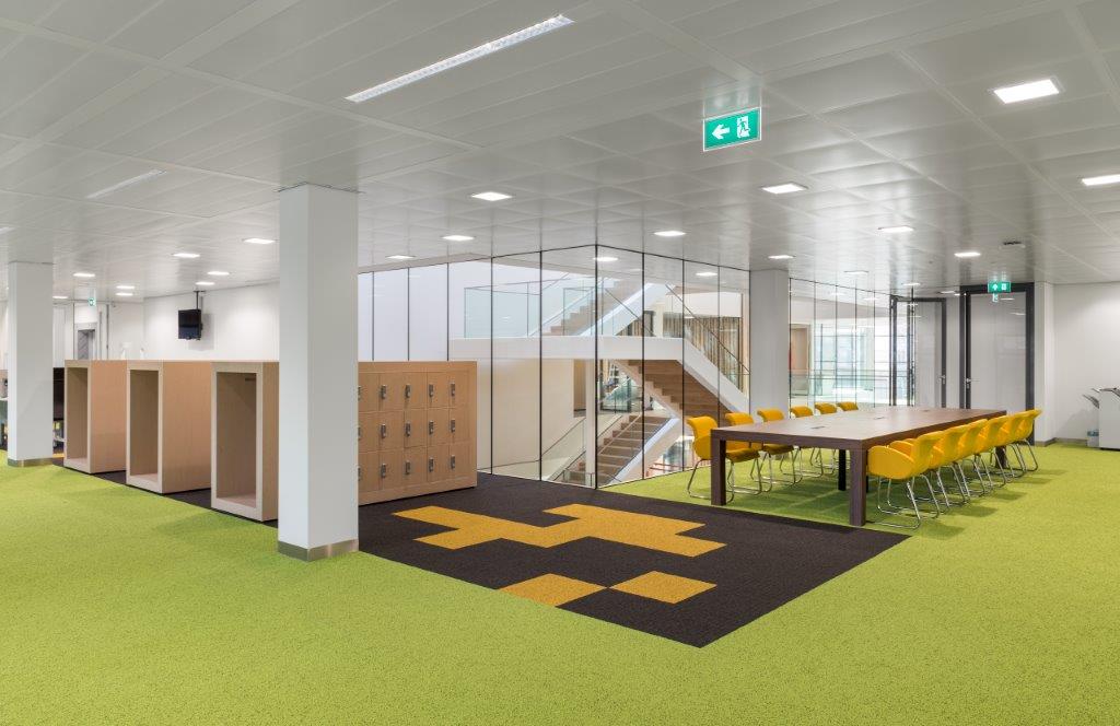 Hunter Douglas C3 PCM Klimaatplafond bij ABN Amro, Den Haag Hunter Douglas C3 PCM Klimaatplafond bij ABN Amro, Den Haag