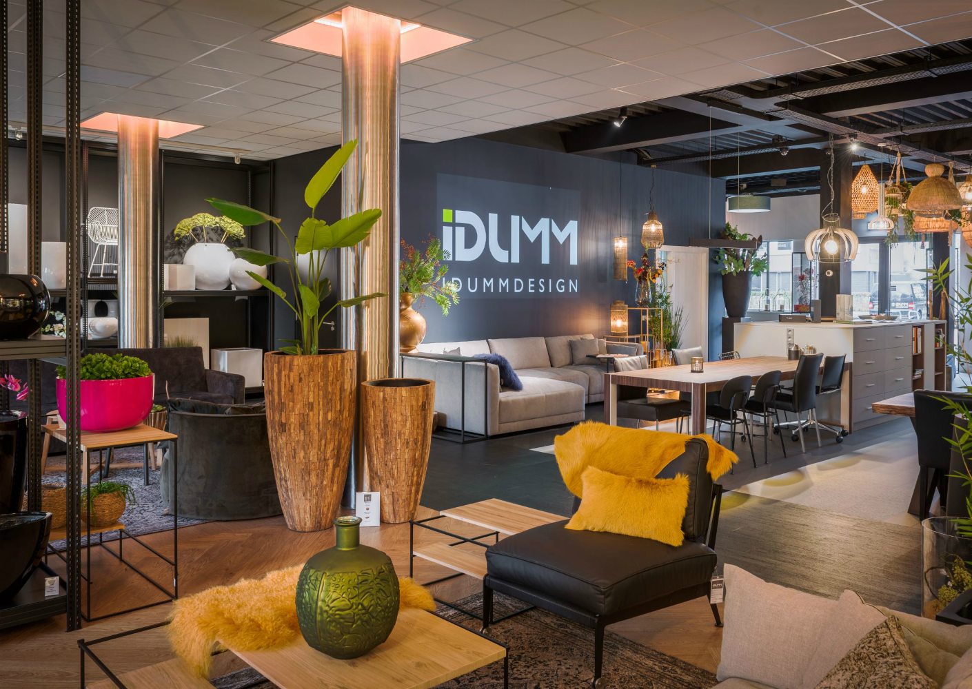 Oude melkfabriek omgetoverd tot inspiratiewinkel Oude melkfabriek omgetoverd tot inspiratiewinkel