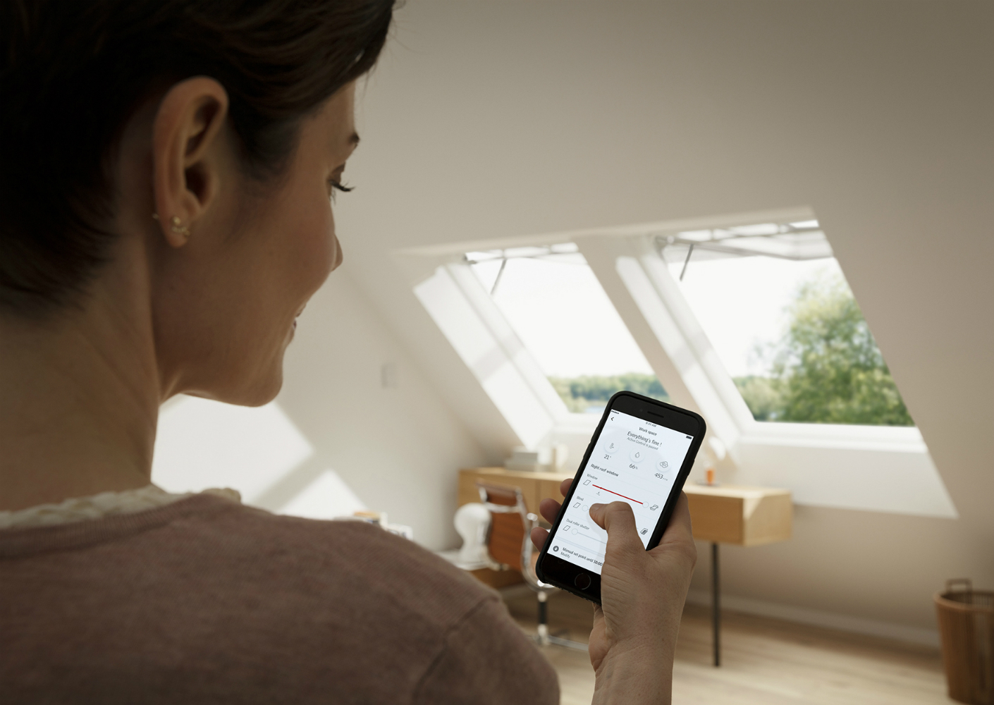 VELUX INTEGRA uitzettuimelvenster via VELUX ACTIVE VELUX INTEGRA uitzettuimelvenster via VELUX ACTIVE