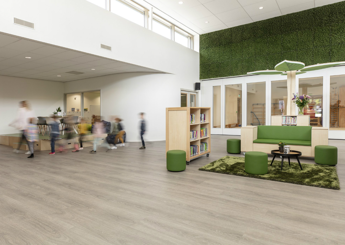 IKC Magenta. Op de vloer: Allura Wood van Forbo Flooring IKC Magenta. Op de vloer: Allura Wood van Forbo Flooring