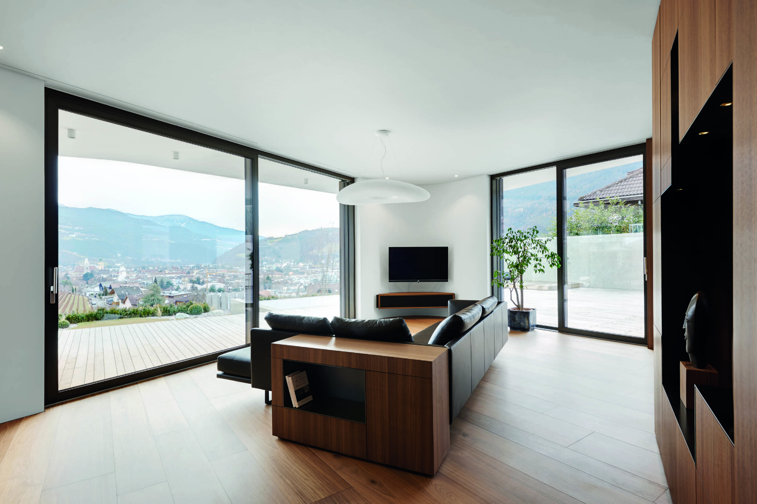 Eengezinswoning Eisacktal, Zuid-Tirol - SWISSPACER 'Warm Edge' afstandhouders Eengezinswoning Eisacktal, Zuid-Tirol - SWISSPACER 'Warm Edge' afstandhouders
