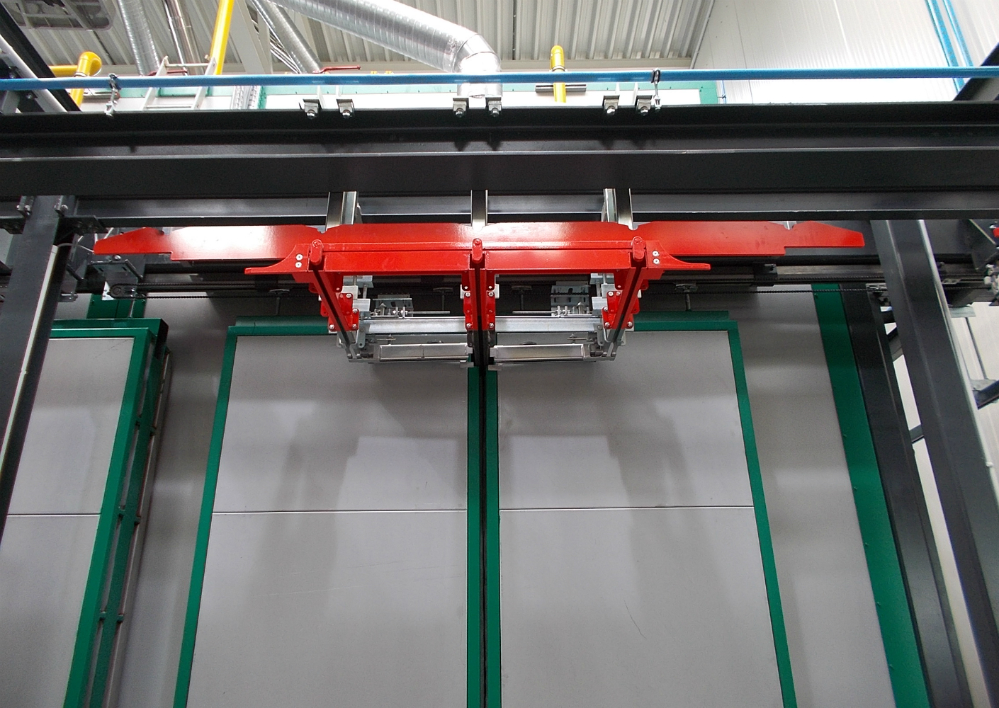 Hoe u een industriële deur van zijn plek kunt krijgen 