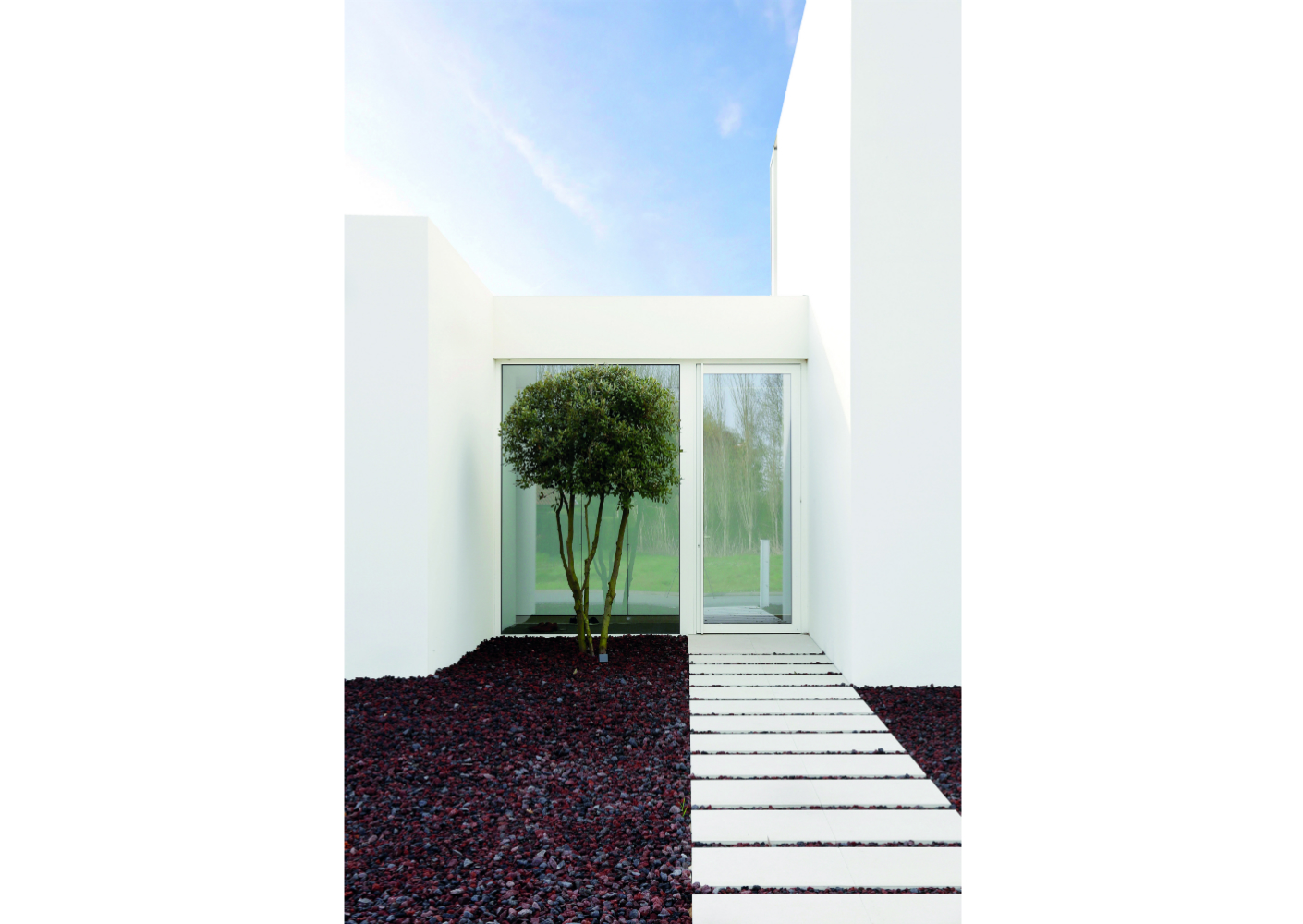 Innovatief verzonken dakrandsysteem voor minimalistische architectuur Innovatief verzonken dakrandsysteem voor minimalistische architectuur