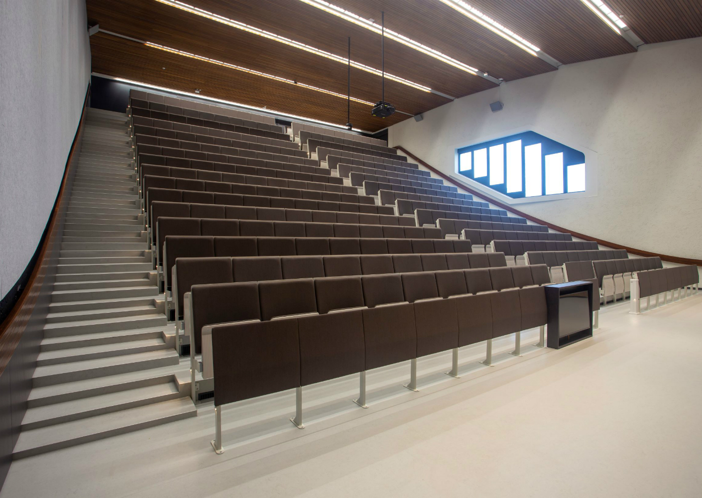 Gerenoveerde zalen TU Delft Gerenoveerde zalen TU Delft
