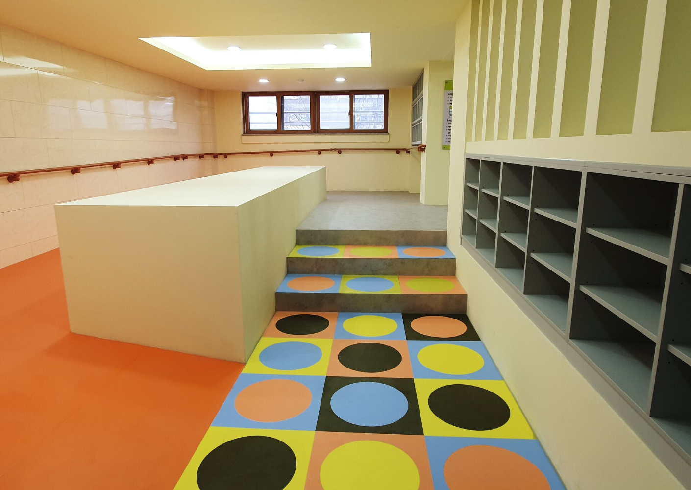 Nieuwe Schoolvloerwijzer helpt scholen bij keuze vloer Nieuwe Schoolvloerwijzer helpt scholen bij keuze vloer
