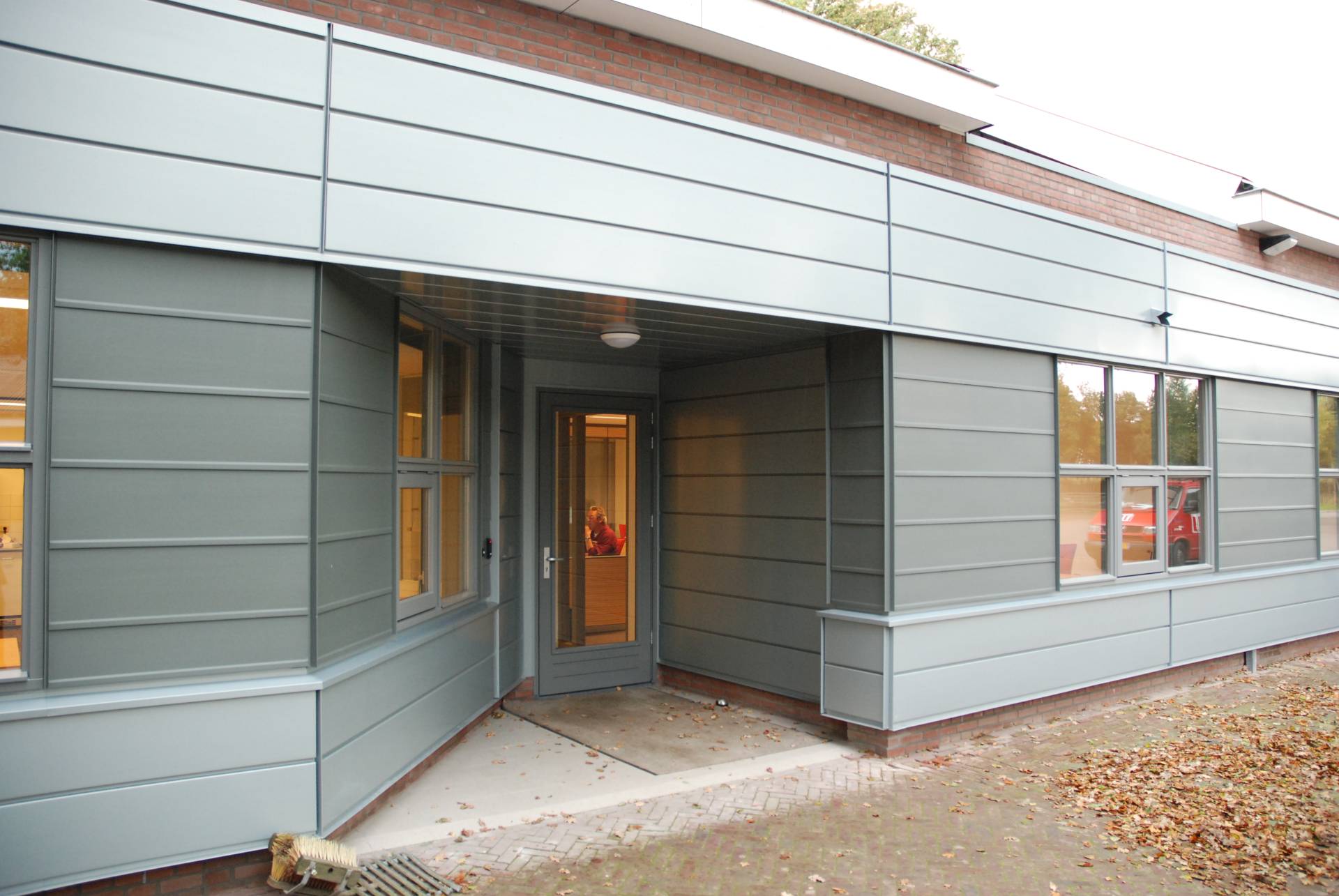 RHEINZINK, zinken gevel, Steunpunt Tubbergen RHEINZINK, zinken gevel, Steunpunt Tubbergen