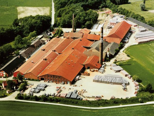 Nelskamp fabriek Schermbeck keramische dakpannen