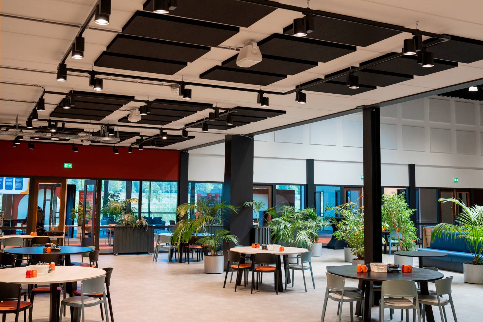 Fijnder Kantine Voor.jpg