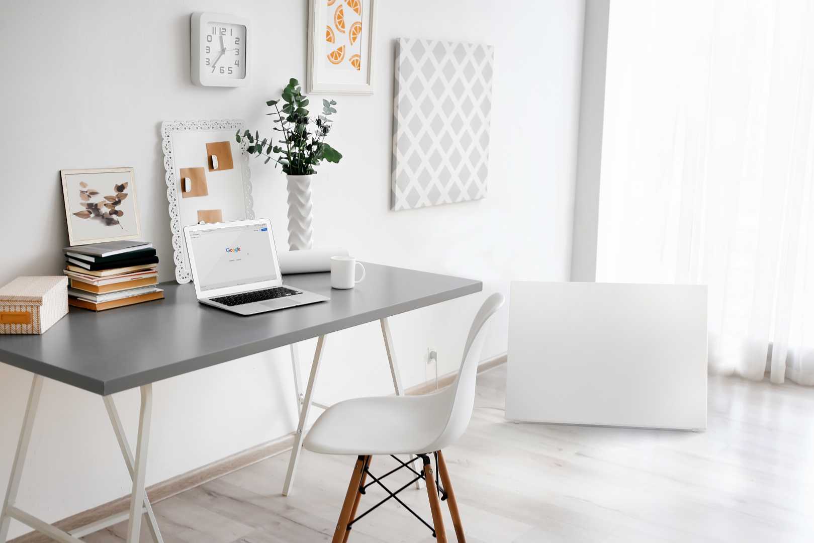 ETHERMA LAVA infraroodverwarming bureau met infraroodverwarming