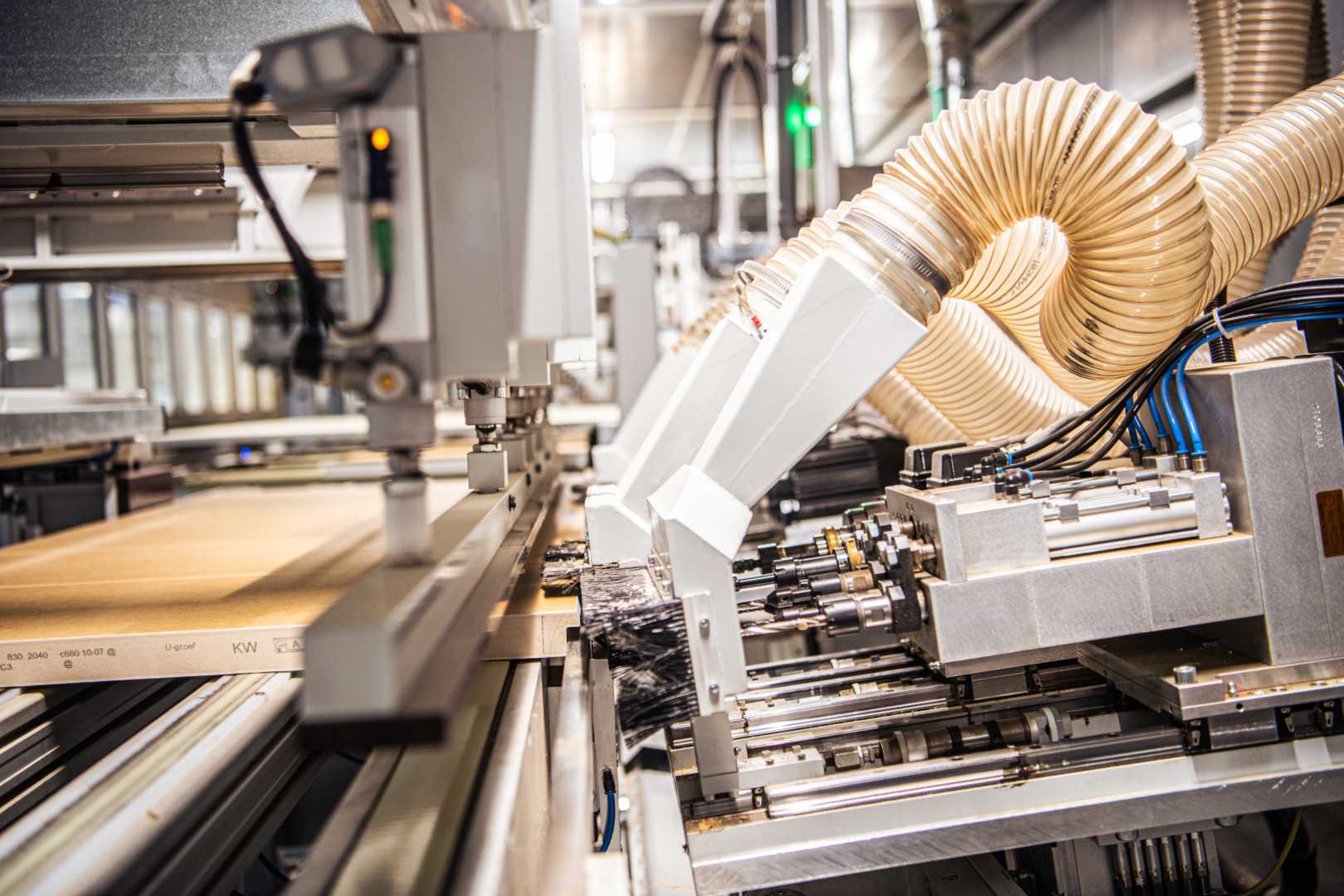 Machine in de fabriek van Berkvens Plaatverwerkingsmachine