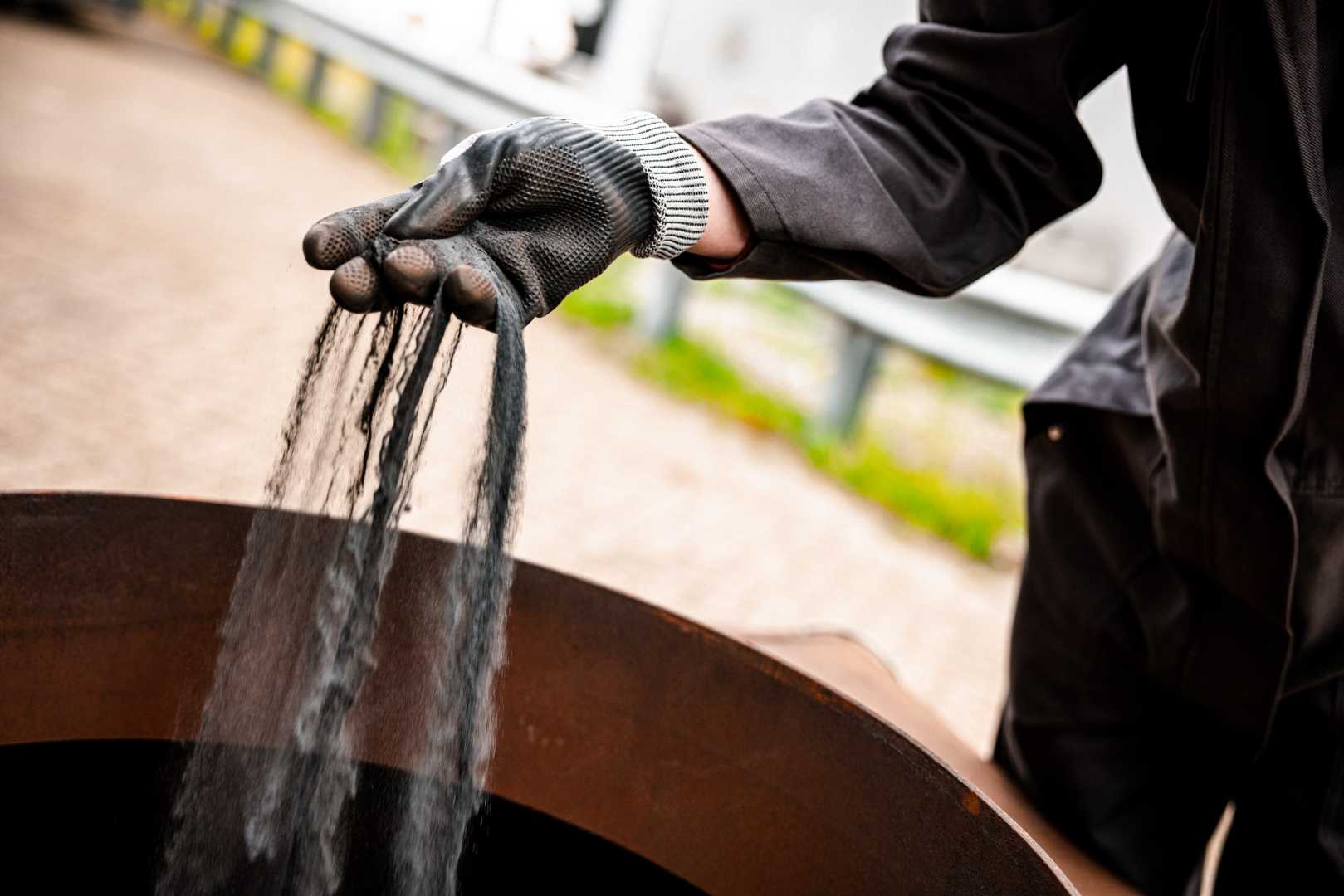 RIFT en Kingspan Unidek ondertekenen eerste commerciële contract voor ijzerbrandstoftechnologie ijzerbrandstof