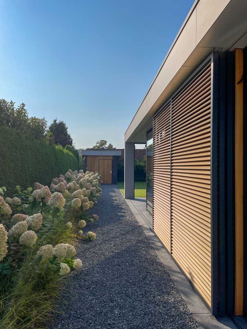 SUNSHIELD Sliding lamellensysteem Hout bruine lamellen