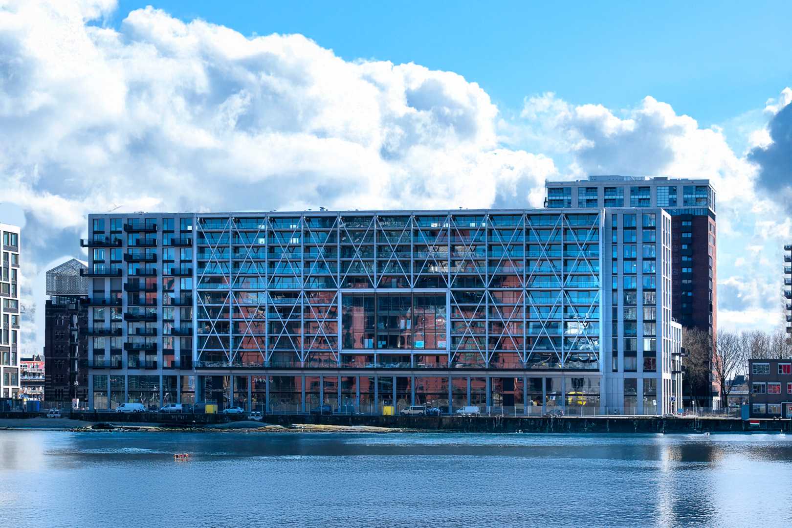Zoontjens Bay House Rotterdam Flatgebouw aan het water