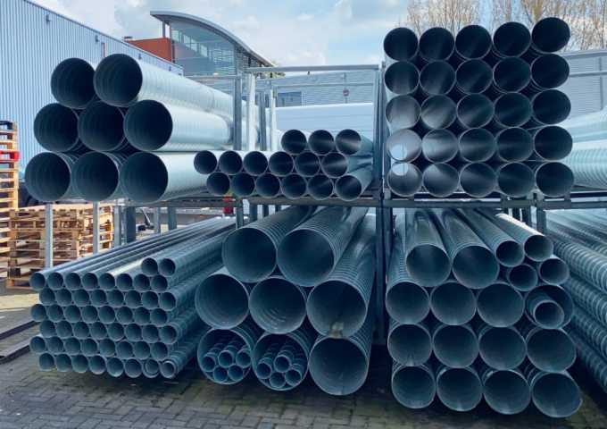 Buizen luchtbehandeling- en ventilatiesystemen stellage met buizen