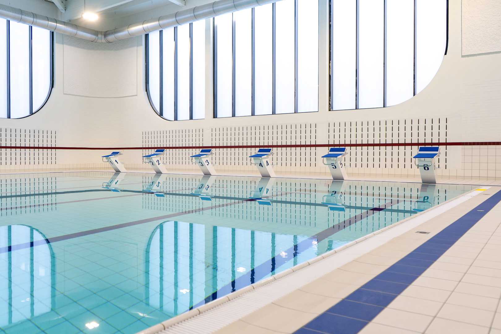 Ville de Liege - Piscine Outremeuse zwembad