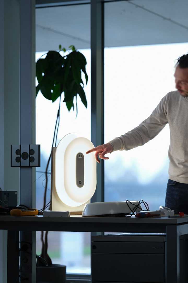 Famostar O-Lux bureaulamp Ovale bureaulamp