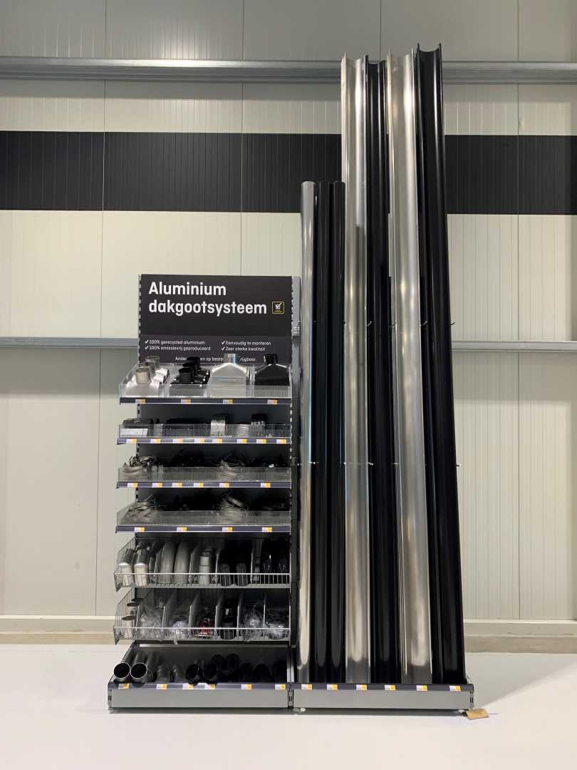 Winkelschap Grovik bij HUBO winkeldisplay aluminium dakgootsysteem