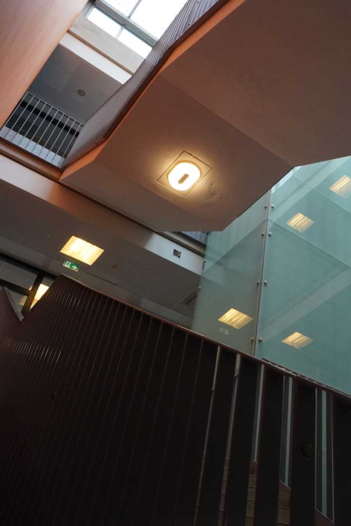 Famostar O-Lux onder een trap Noodverlichting onder een trap