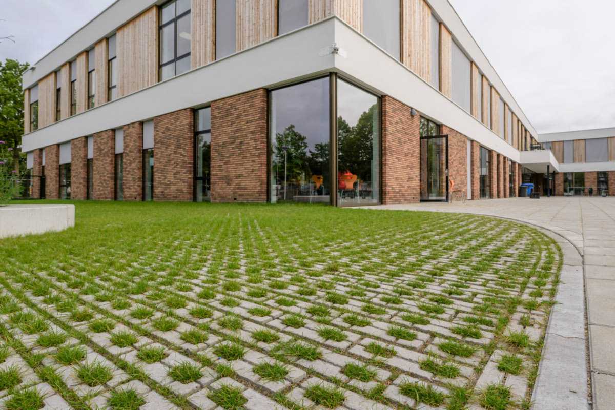 Waterdoorlatende bestrating in Amersfoort