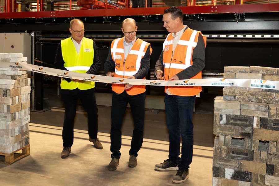 Drie heren bij opening Vandersanden
