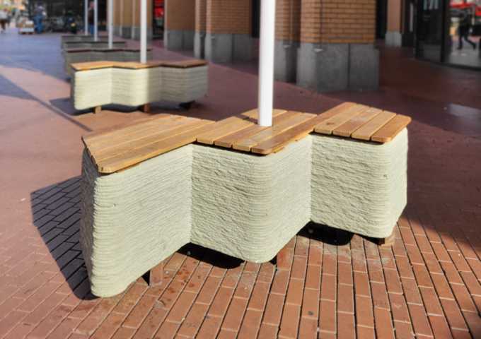 straatmeubel bij The Vibe, Eindhoven straatmeubel bij The Vibe, Eindhoven