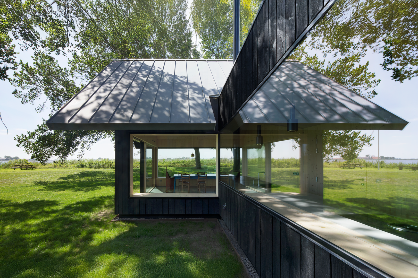 Woning met zinken dak