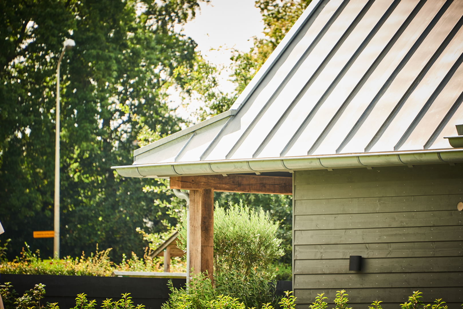 zinken dak met dakgoot