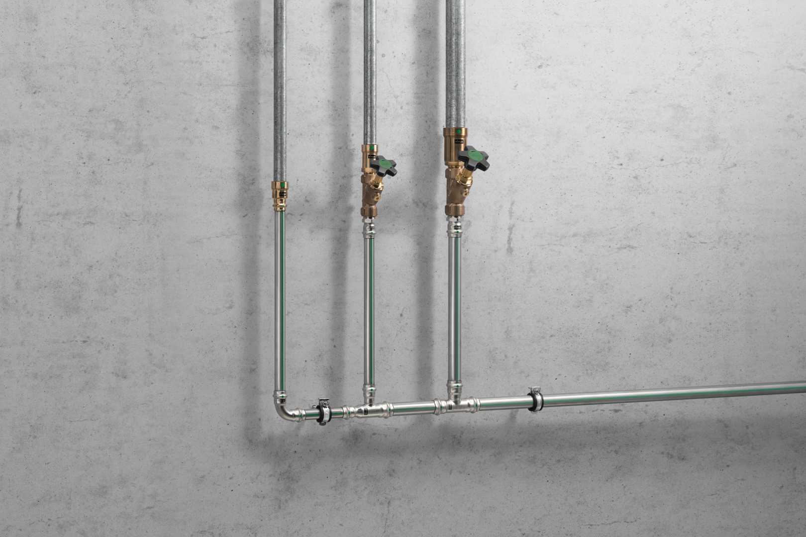 Viega Megapress overgangsstukken Buizen met kraan op een muur