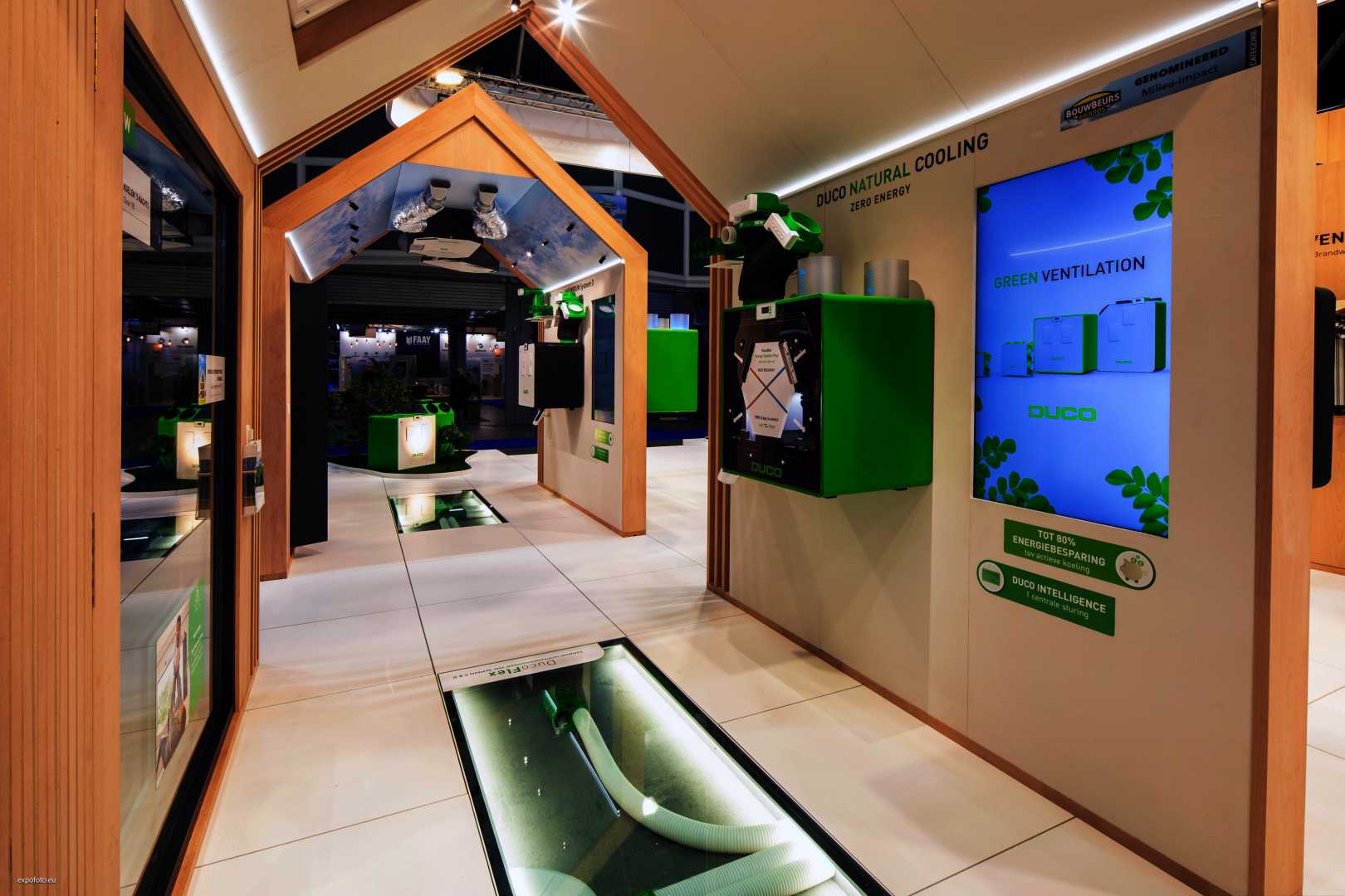 DUCO stand op VSK DUCO stand op VSK