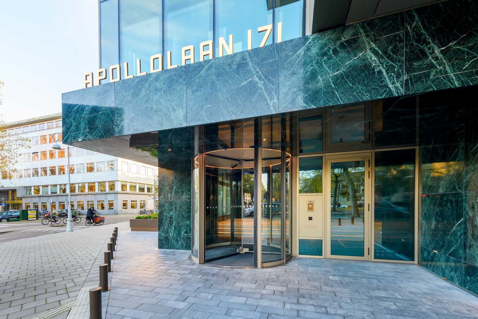 Apollolaan 171 - Entree buitenaanzicht