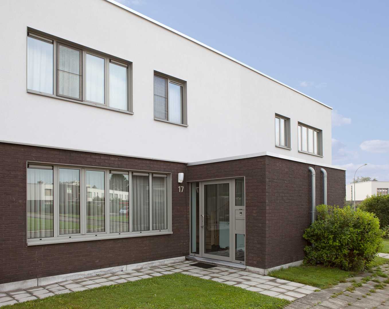 Woonhuis met aluminium kozijnen