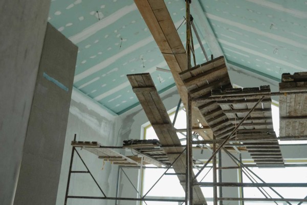 Plafond met stijgers