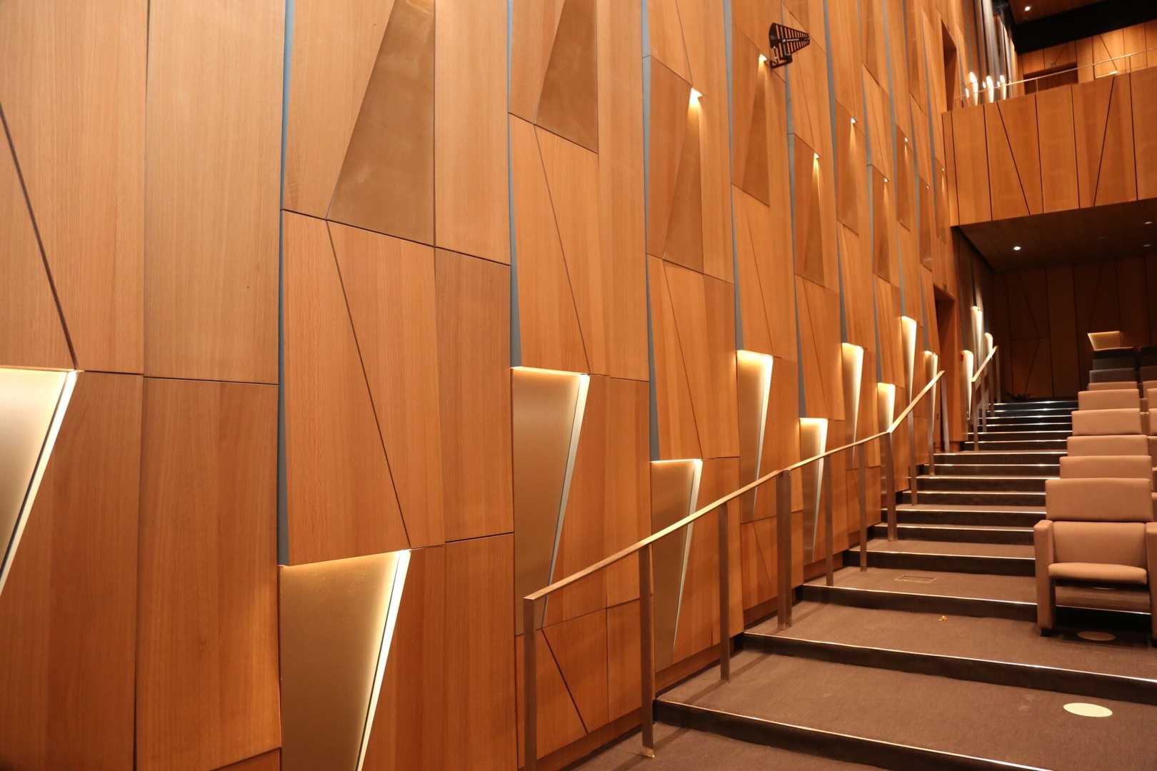 SABIC Hoofdkantoor, Saoedi-Arabië Derako® Veneered Panels Wall