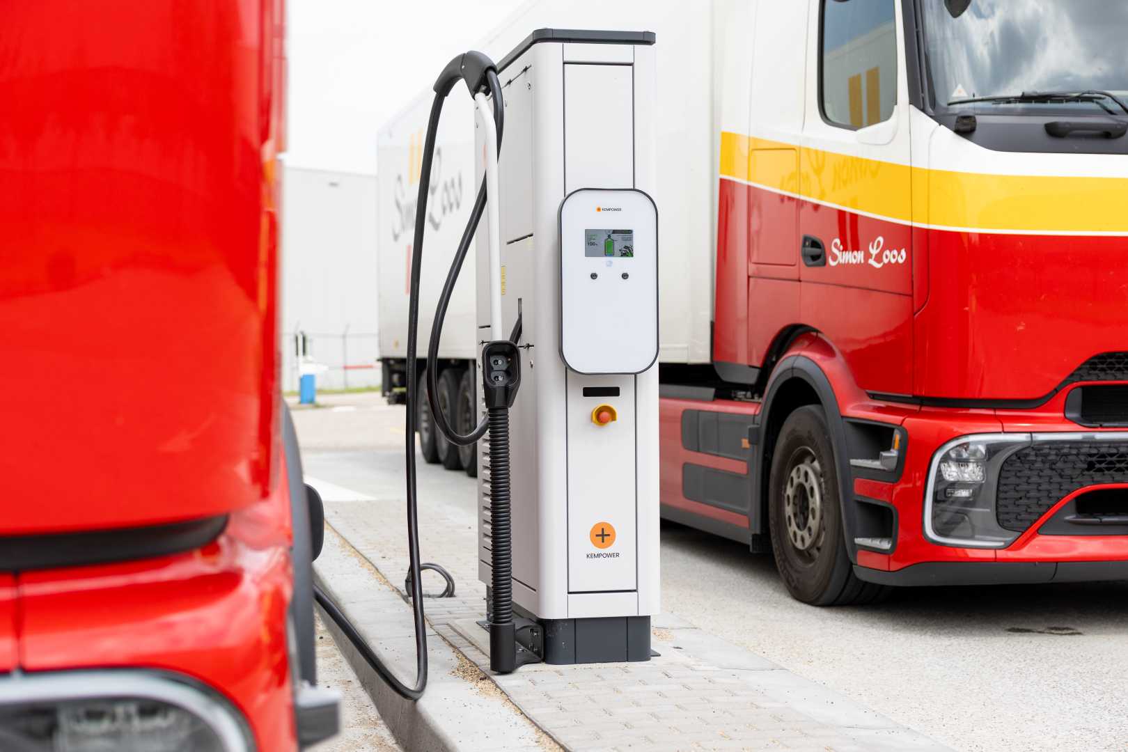 Batenburg realiseert toekomstbestendig laadplein voor zwaar elektrisch transport