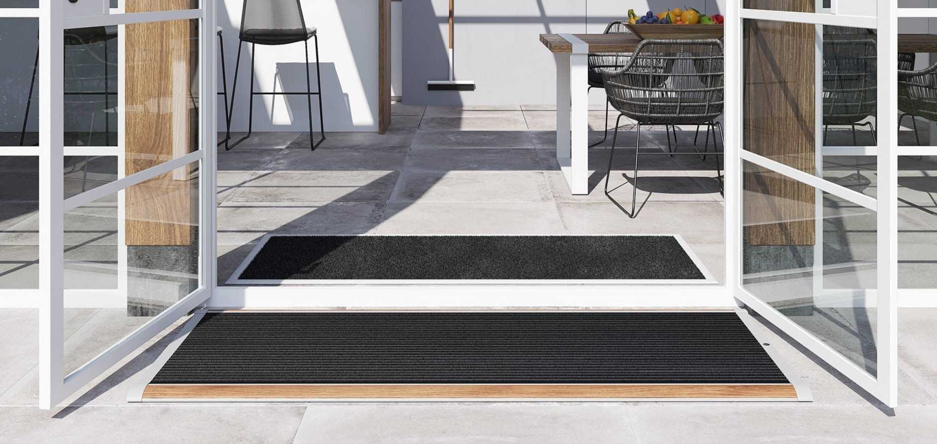 Outdoor mat wit