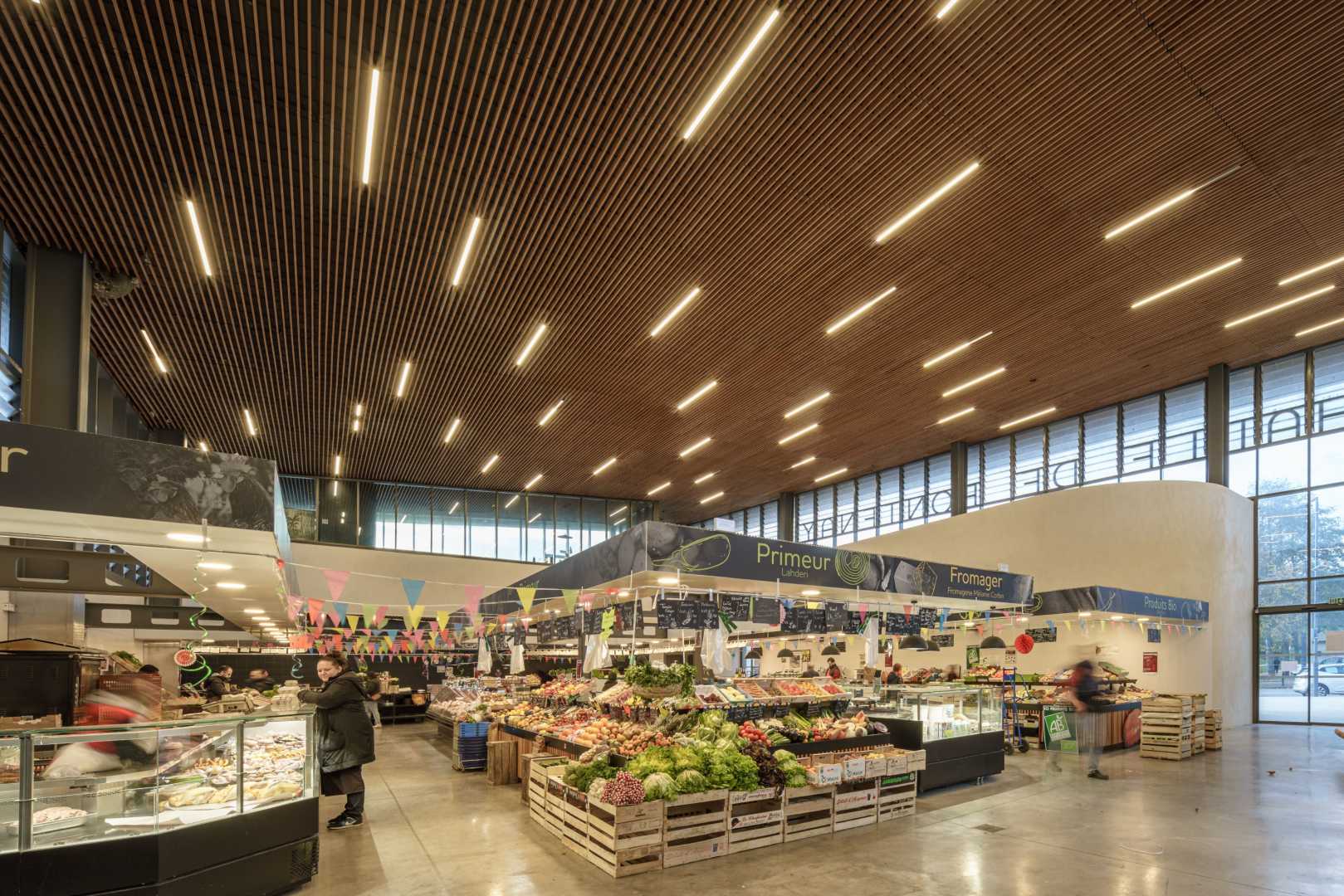 Derako®: Brandvertragende behandeling Project: Markthal, Fontenay-le-Fleury, Frankrijk