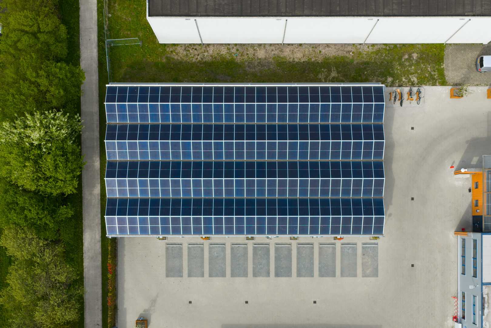 Smart Solar Energy Hub in Twello laat zien hoe bedrijven ondanks netcongestie blijven groeien Smart Solar Energy Hub in Twello laat zien hoe bedrijven ondanks netcongestie blijven groeien