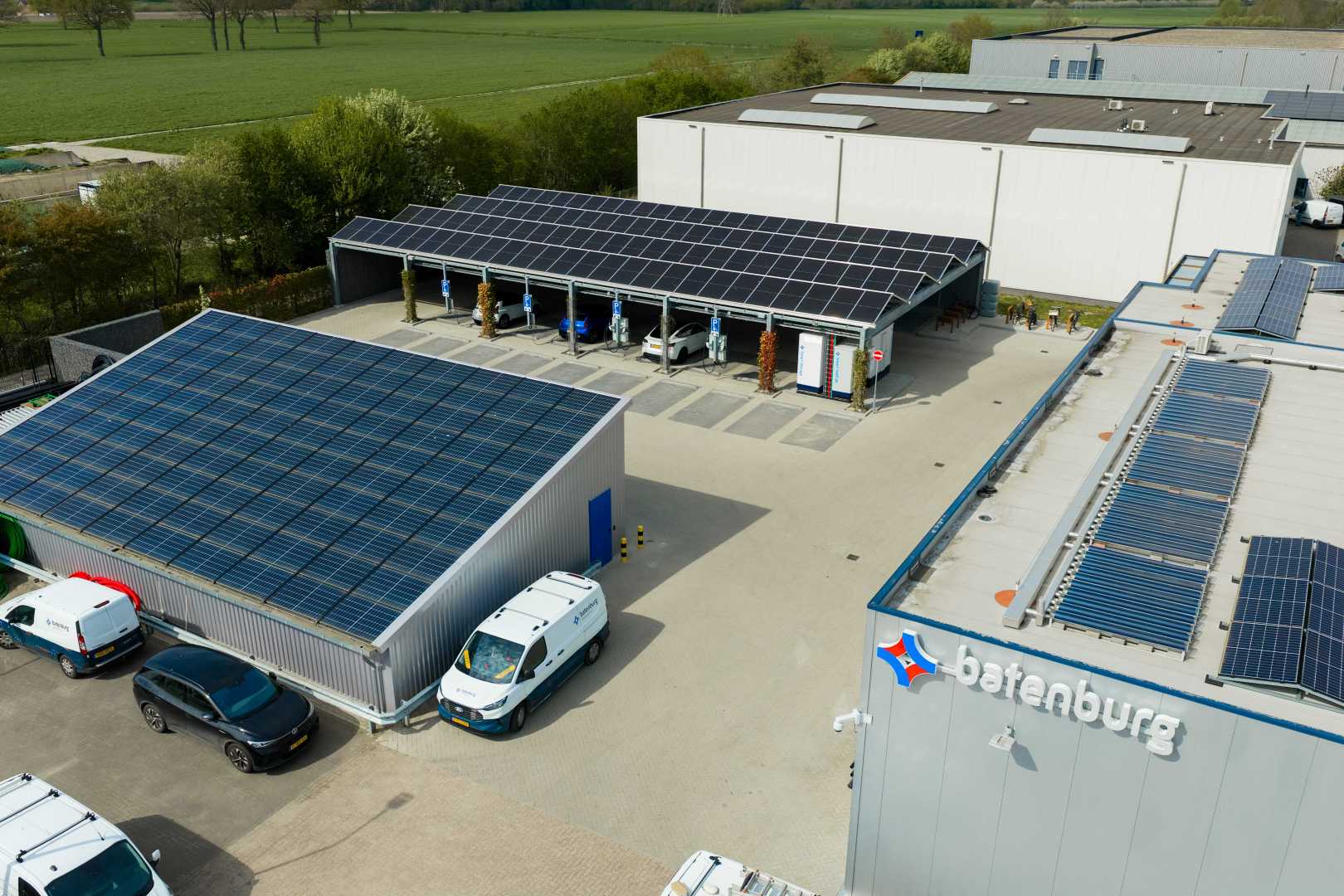 Smart Solar Energy Hub in Twello laat zien hoe bedrijven ondanks netcongestie blijven groeien Smart Solar Energy Hub in Twello laat zien hoe bedrijven ondanks netcongestie blijven groeien