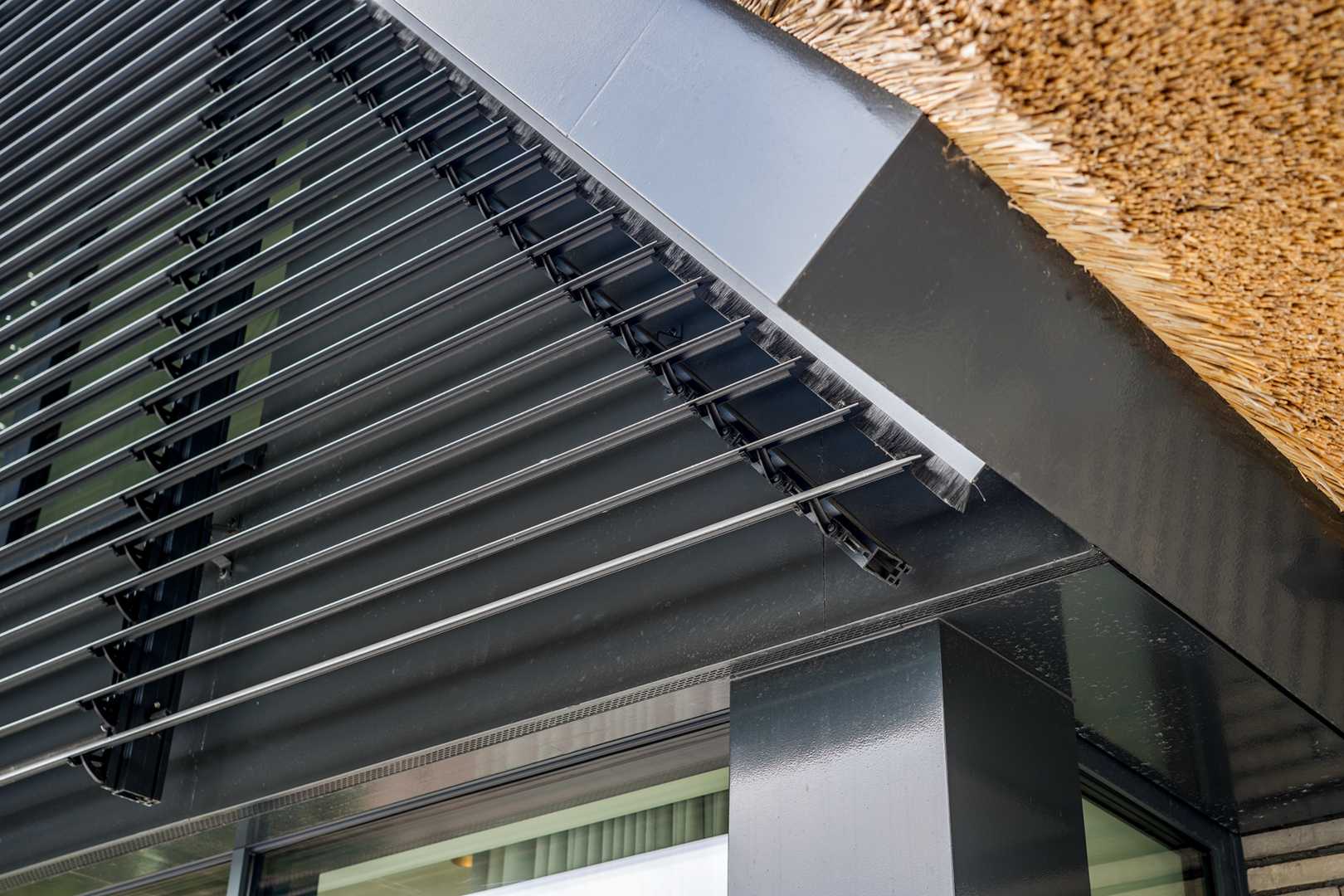 SUNSHIELD 96E, Morrenbouw